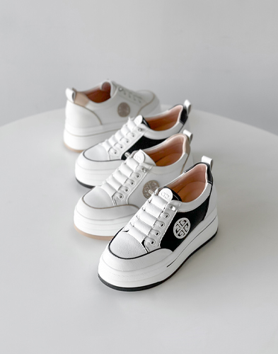 가을 겨울 신상 트렌드에 잘 어울리는 스니커즈 HD-0339